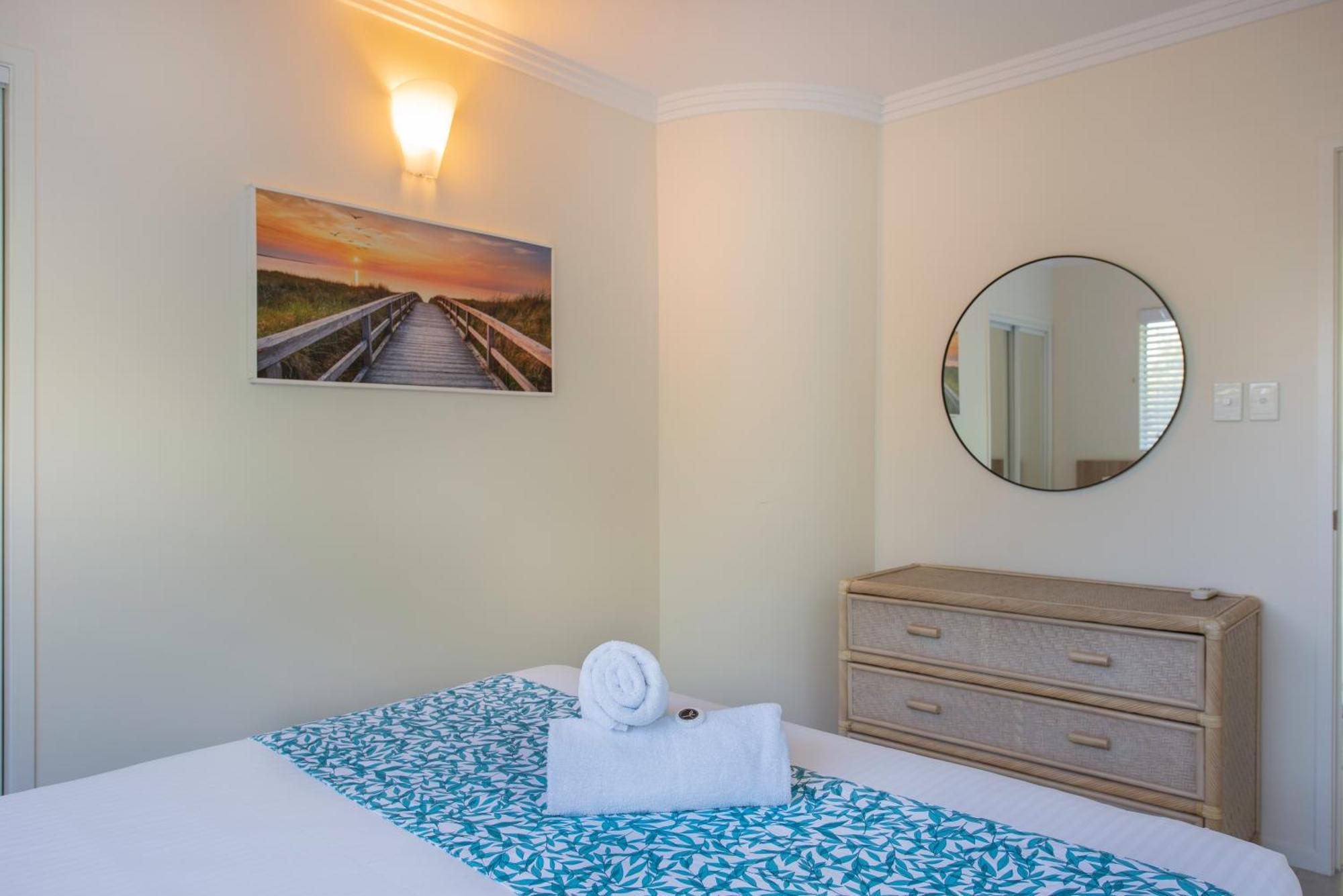 Coral Sea Vista Apartments Airlie Beach Exterior photo